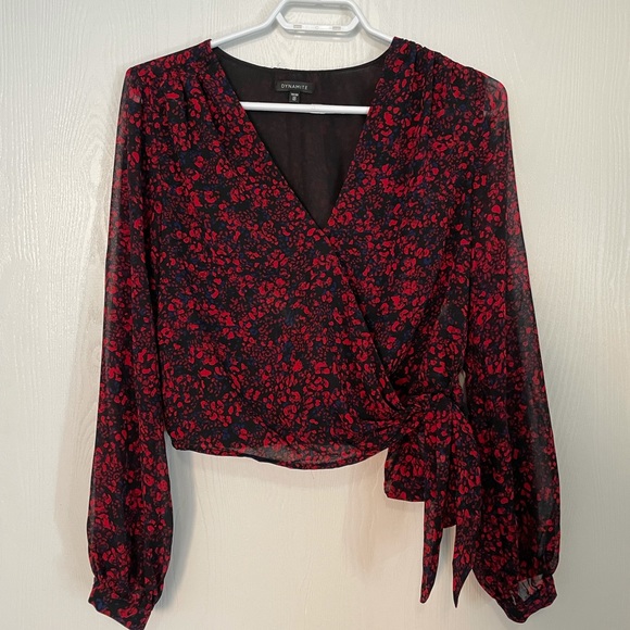 BRAND NEW Dynamite top - Picture 1 of 3